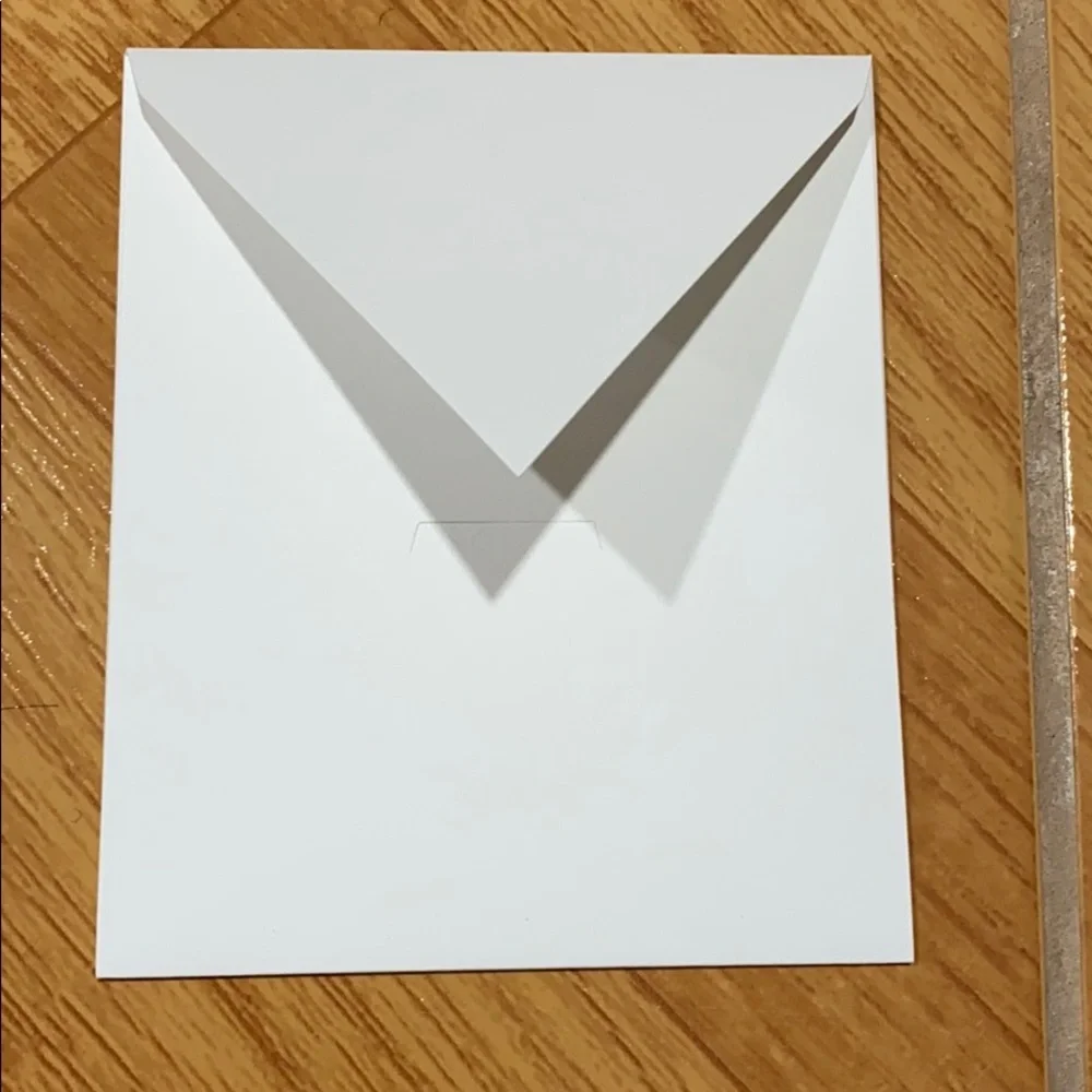 New Hermès white envelope size: 5” x 6” - Picture 3 of 5